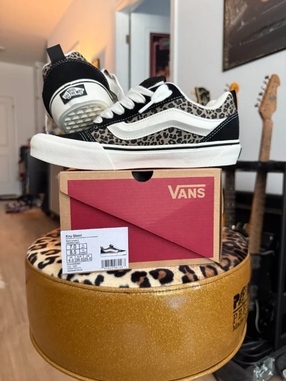 VANS Knu Skool Womens Shoes 8.5 NWOT Leopard - Picture 2 of 4